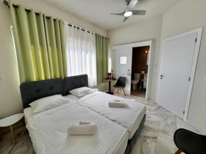 Smart Comfort RoomN3 with Private Bathroom in best Location Beach 250m